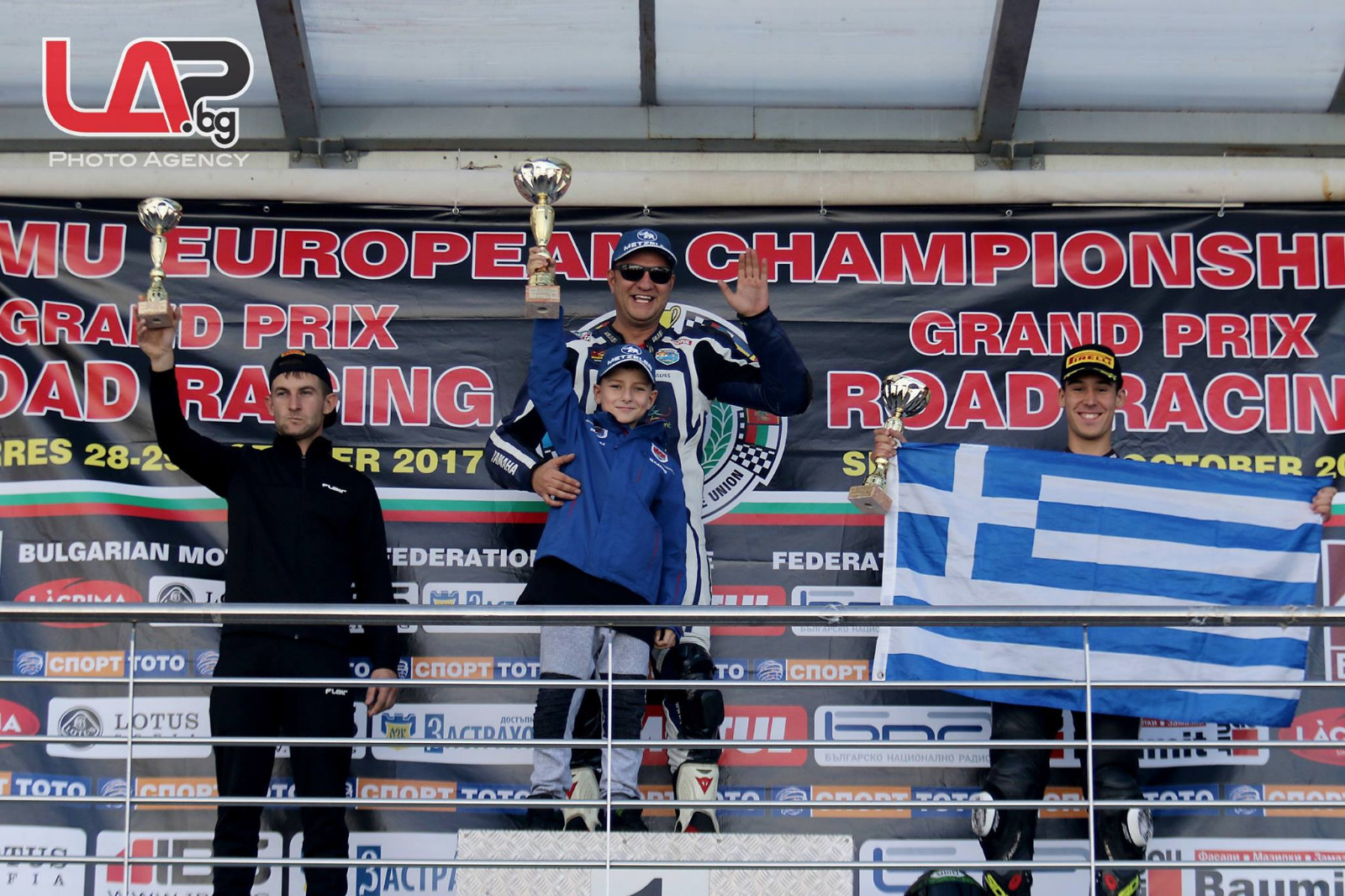 0c2ddd67-2390-4341-b1ae-f75c2457b0f8