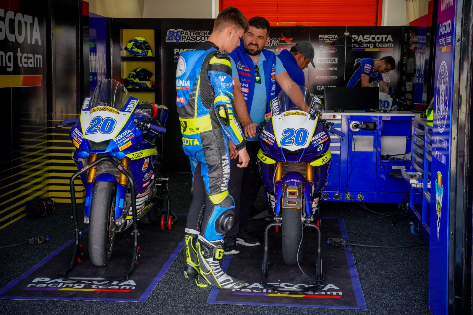 af2d3d23-4650-4b0a-88c8-2550d823b4de