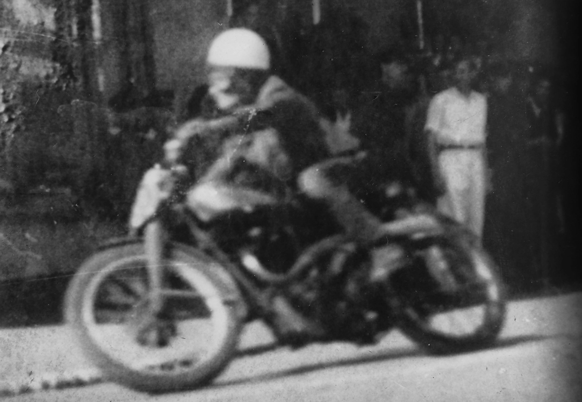 ioan-ilie-pascota-motociclist